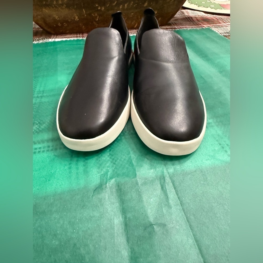 Vince Black Leather Slip-On Shoes - Picture 2 of 9